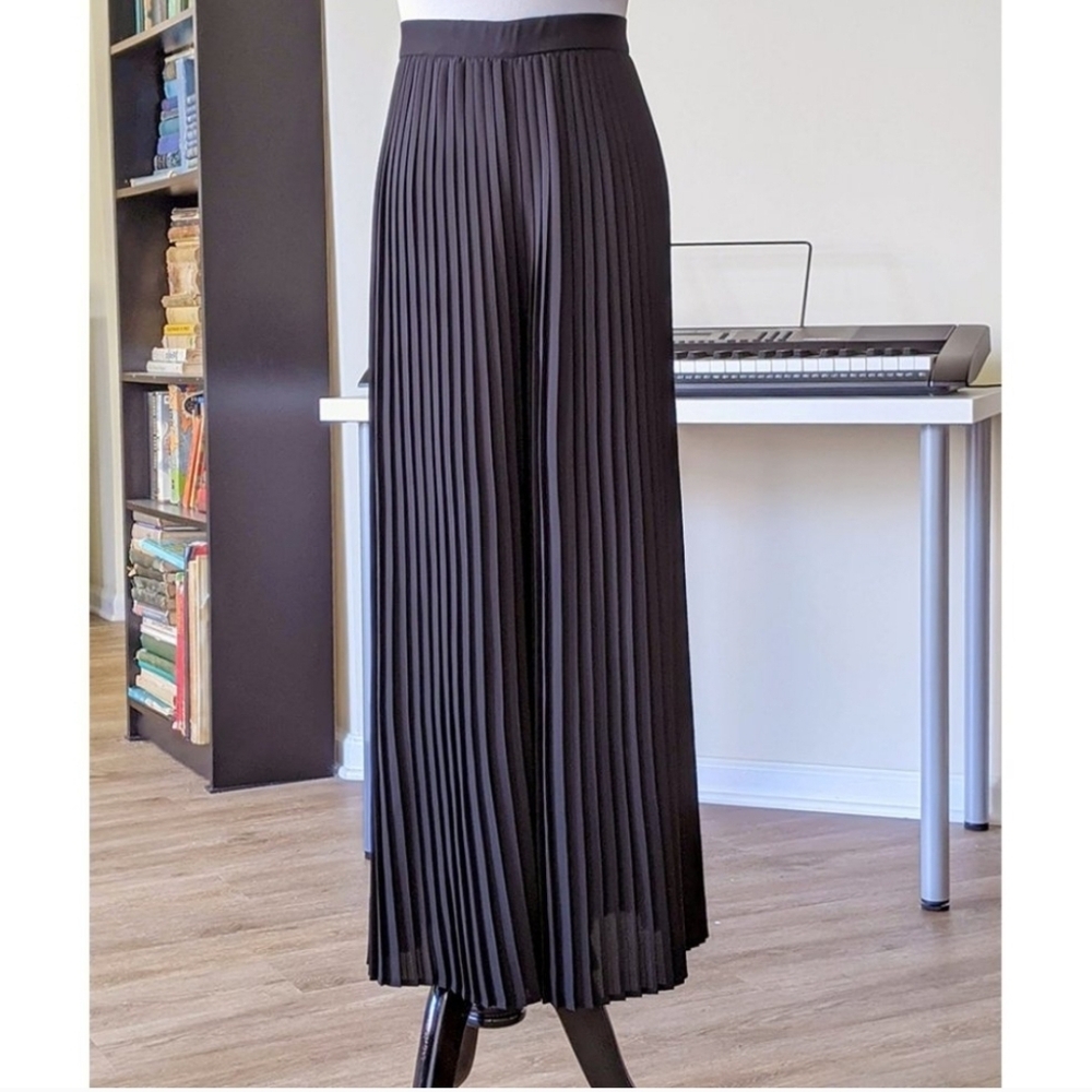 Eileen Fisher Wide Leg Black Knife Pleated Ankle Pant/Palazzo - Picture 3 of 8